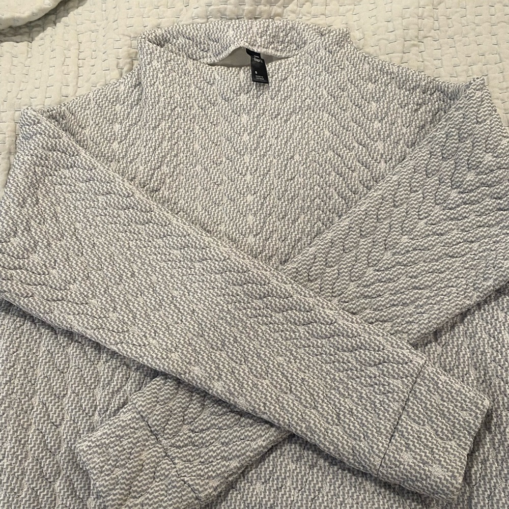 Gap Fit sweatshirt